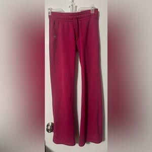 Under armour pink sweatpants semi fitted coupe size S